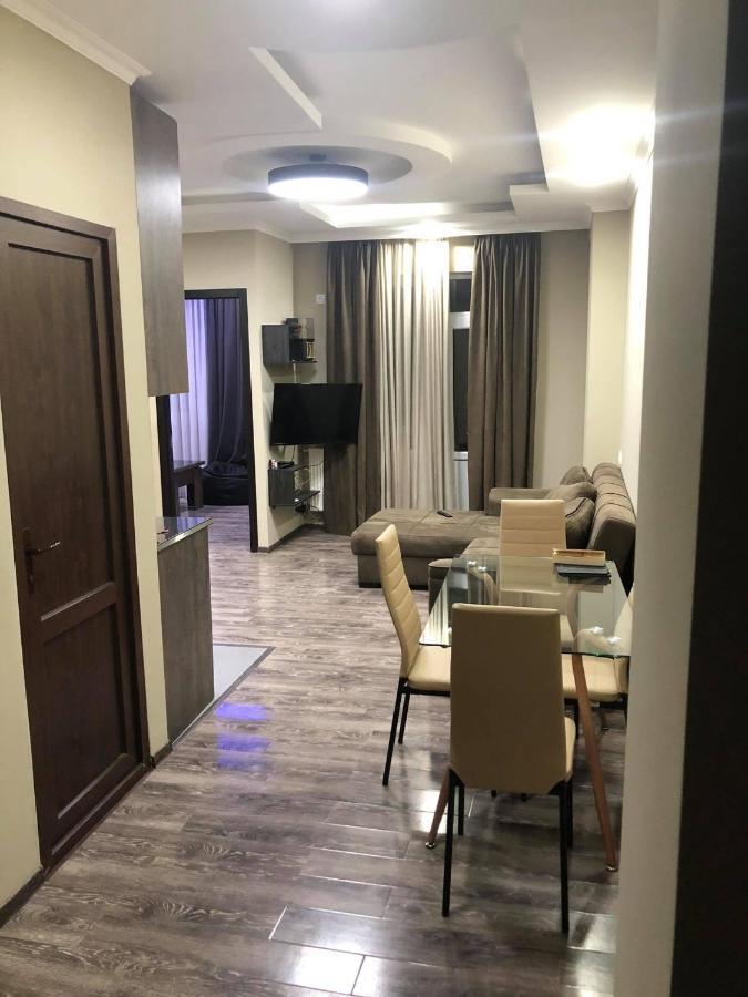 George-Groups Apartment Kutaisi Exterior photo